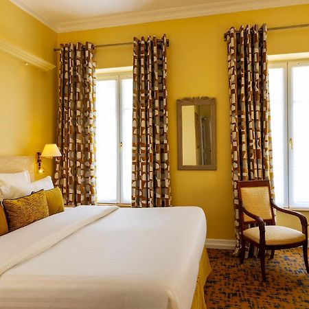โฮเทล เรอแล มาเดอเลน Hotel ปารีส ภายนอก รูปภาพ
