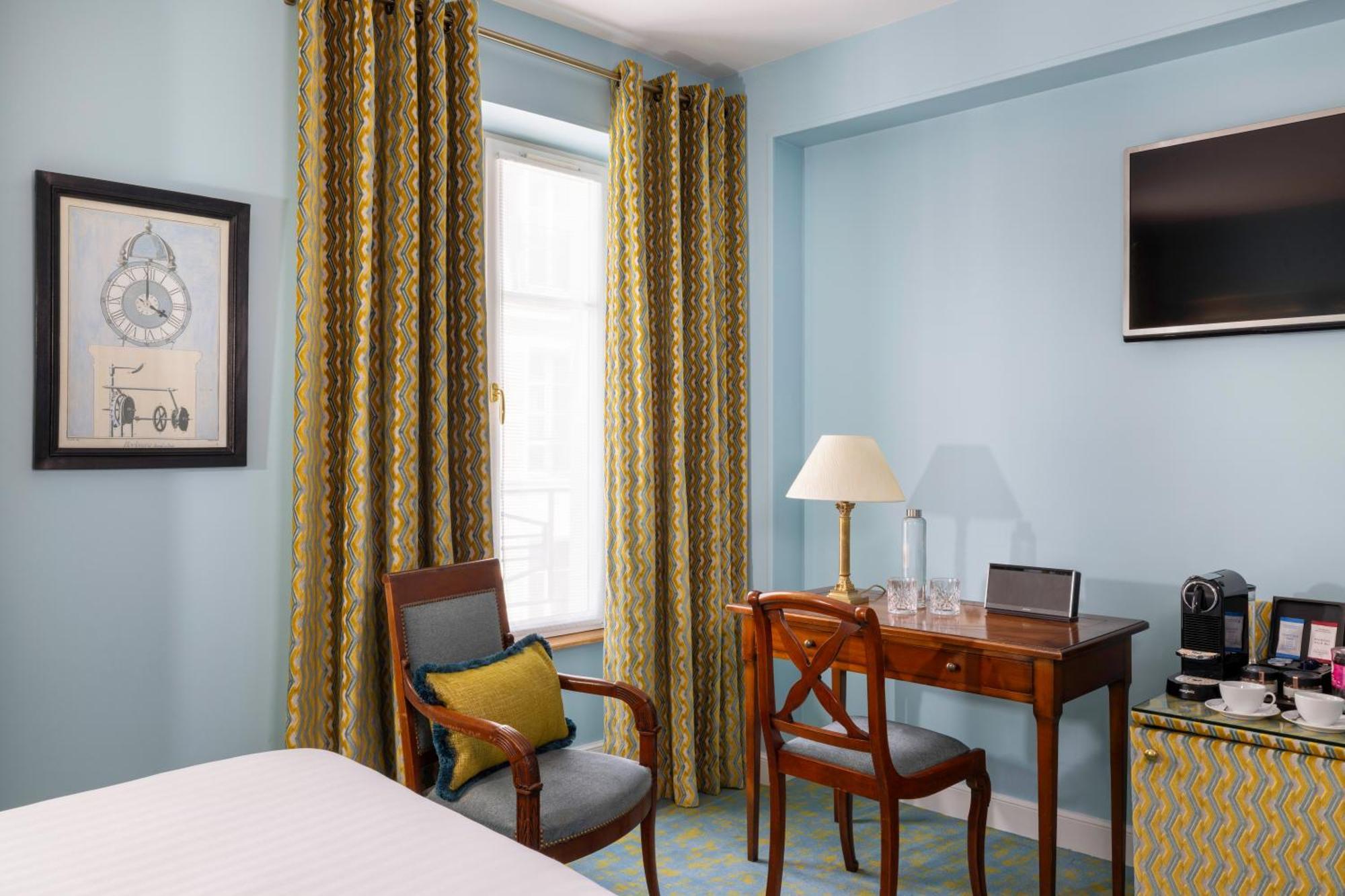 โฮเทล เรอแล มาเดอเลน Hotel ปารีส ภายนอก รูปภาพ